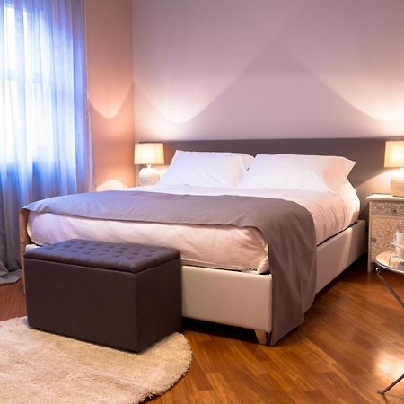 Bed and Breakfast Casa Agnese Альба Экстерьер фото