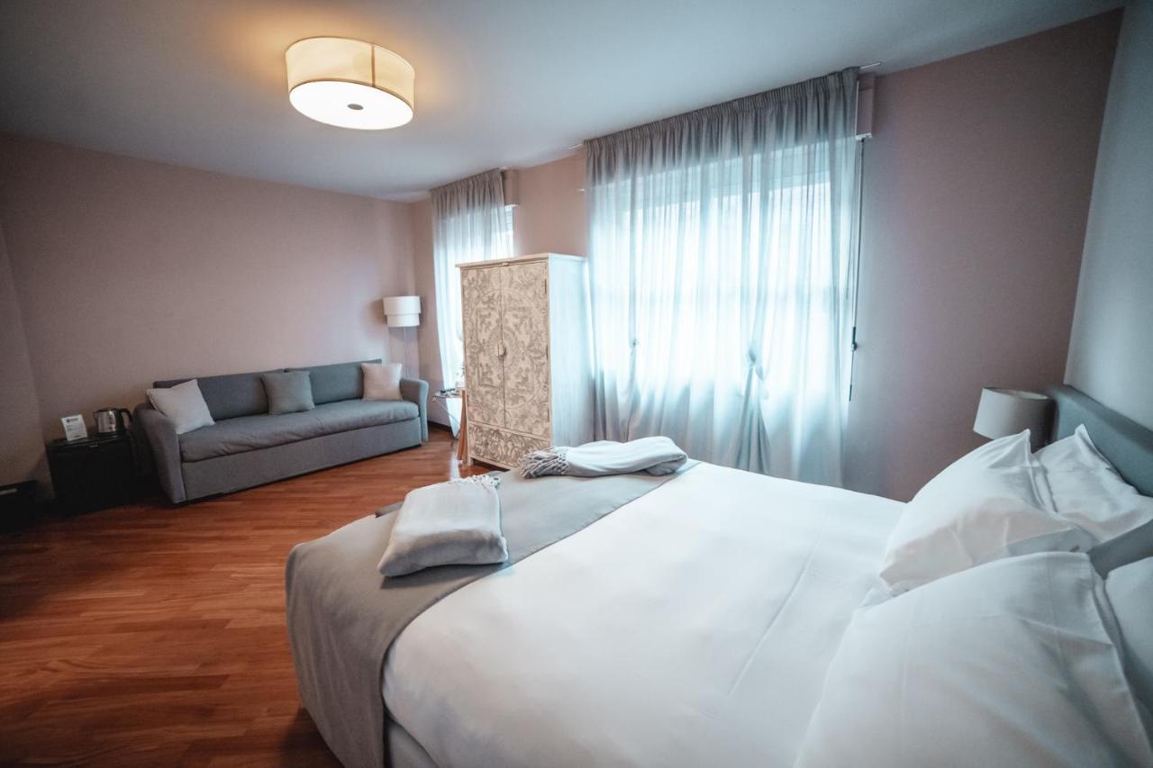 Bed and Breakfast Casa Agnese Альба Экстерьер фото